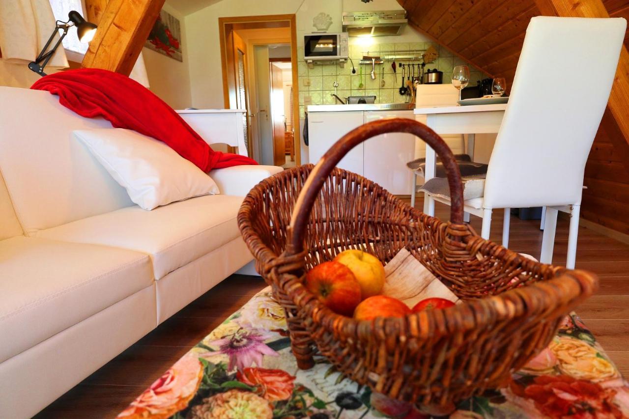 Landhaus-Vintage Fe-Wo-Apartment 5 ชลูคซี ภายนอก รูปภาพ